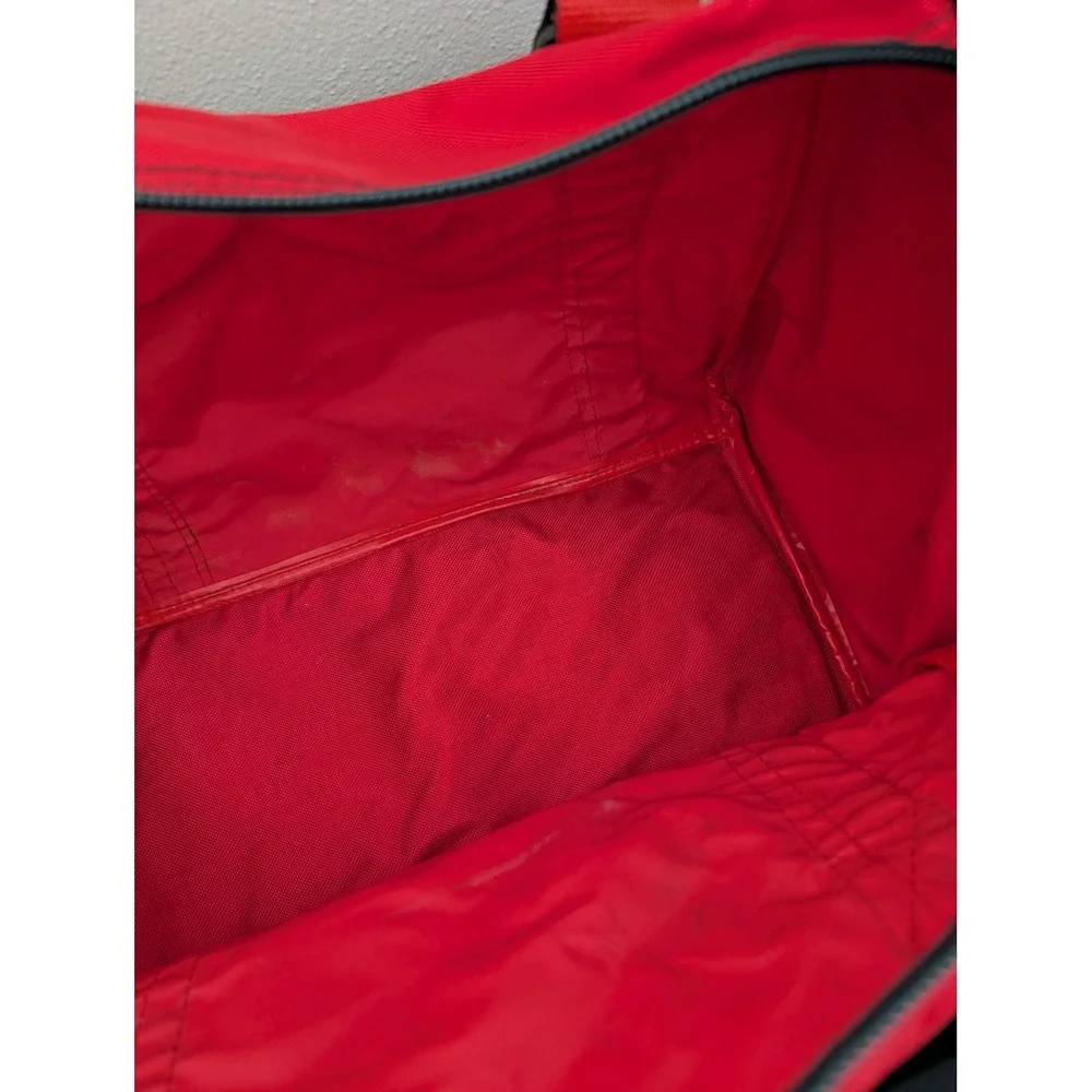 Vintage Marlboro Adventure Team Duffel Bag Red 90s Travel Gym Bag Large Logo - Picture 14 of 16
